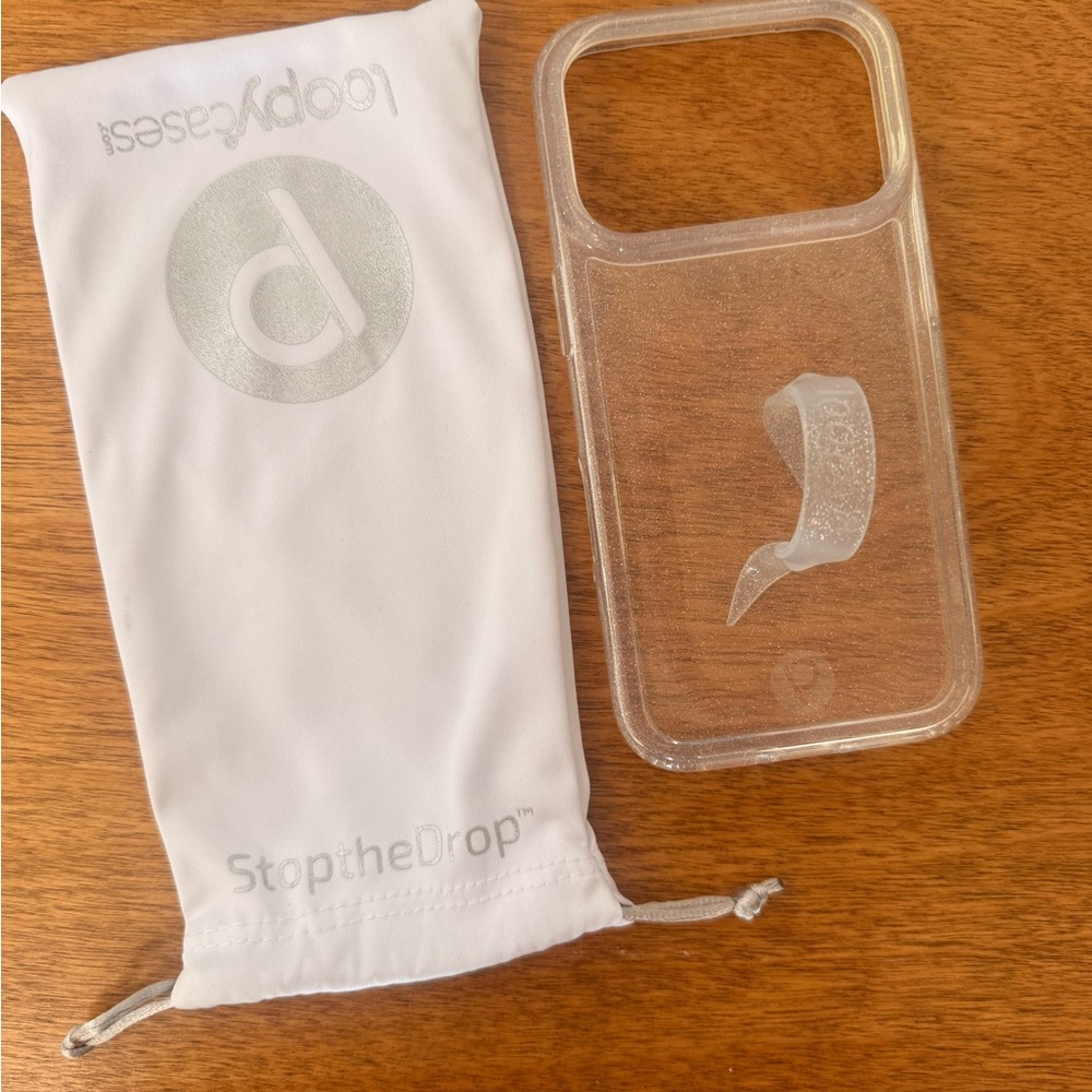 iPhone 17 Pro Clear Sparkle Loopy Case